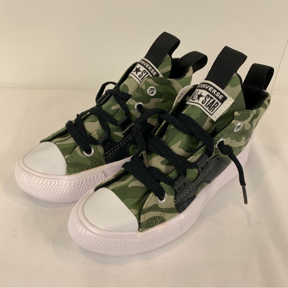Converse Chuck Taylor All Star Army Green Camo Ultra 2.0 Youth 12 Sneakers